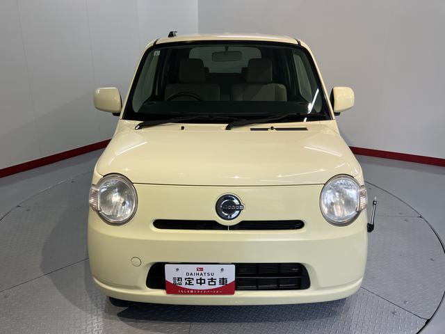 ミラココアココアＬ２ＷＤ　ＣＶＴ車　ＣＤ　ベンチシート　アイドリングストップ　電動格納ドアミラー　キーレスエントリー　リヤコーナーセンサー　マニュアルエアコン　パワステ　パワーウィンドウ（愛媛県）の中古車