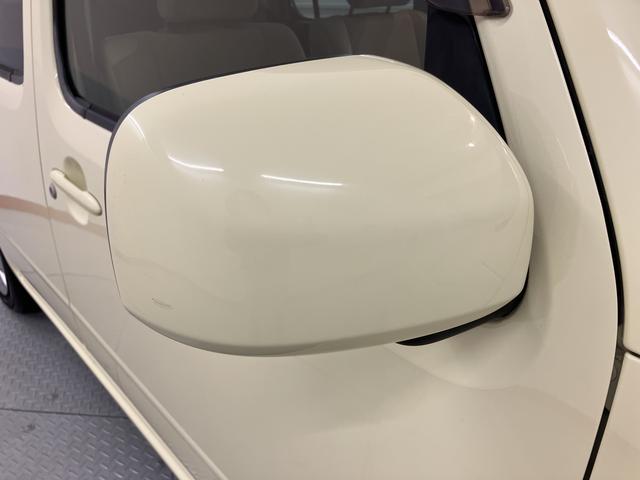 ミラココアココアＬ２ＷＤ　ＣＶＴ車　ＣＤ　ベンチシート　アイドリングストップ　電動格納ドアミラー　キーレスエントリー　リヤコーナーセンサー　マニュアルエアコン　パワステ　パワーウィンドウ（愛媛県）の中古車