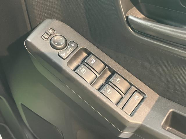 タフトＸＣＤ　プッシュスタート　アイドリングストップ　障害物センサー　オートライト　ＬＥＤヘッドライト　電動パーキング　電動格納ドアミラー　キーフリーシステム　サンルーフ　バックカメラ装着車（愛媛県）の中古車