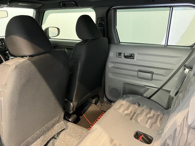 タフトＸＣＤ　プッシュスタート　アイドリングストップ　障害物センサー　オートライト　ＬＥＤヘッドライト　電動パーキング　電動格納ドアミラー　キーフリーシステム　サンルーフ　バックカメラ装着車（愛媛県）の中古車