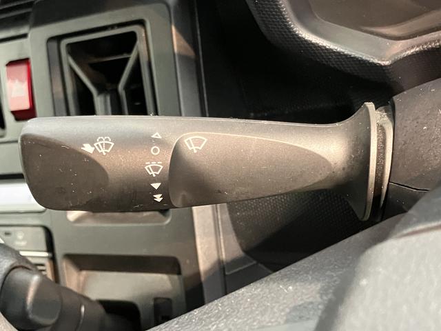 タフトＸＣＤ　プッシュスタート　アイドリングストップ　障害物センサー　オートライト　ＬＥＤヘッドライト　電動パーキング　電動格納ドアミラー　キーフリーシステム　サンルーフ　バックカメラ装着車（愛媛県）の中古車