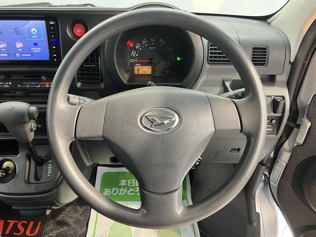 ハイゼットカーゴクルーズターボ純正ナビ　バックモニター　フルセグＴＶ　ＣＤ　ＤＶＤ　ＵＳＢ　Ｂｌｕｅｔｏｏｔｈ　マニュアルエアコン　パワステ　パワーウィンドウ　電動格納ドアミラー（愛媛県）の中古車