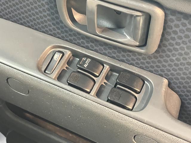 ハイゼットカーゴクルーズターボ純正ナビ　バックモニター　フルセグＴＶ　ＣＤ　ＤＶＤ　ＵＳＢ　Ｂｌｕｅｔｏｏｔｈ　マニュアルエアコン　パワステ　パワーウィンドウ　電動格納ドアミラー（愛媛県）の中古車