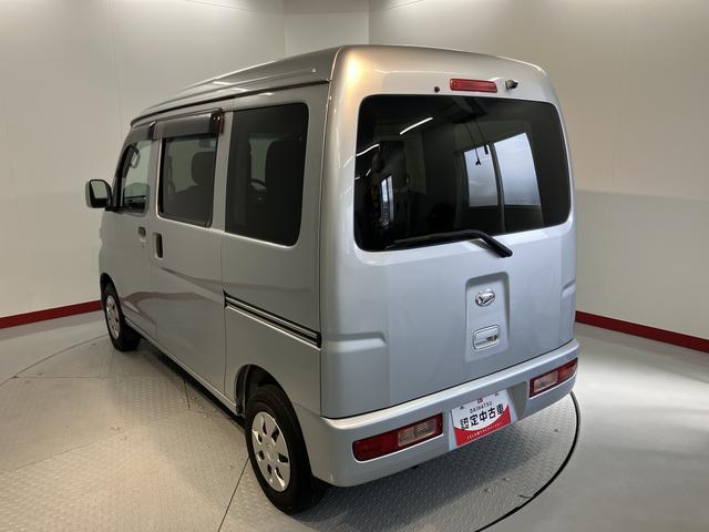 ハイゼットカーゴクルーズターボ純正ナビ　バックモニター　フルセグＴＶ　ＣＤ　ＤＶＤ　ＵＳＢ　Ｂｌｕｅｔｏｏｔｈ　マニュアルエアコン　パワステ　パワーウィンドウ　電動格納ドアミラー（愛媛県）の中古車