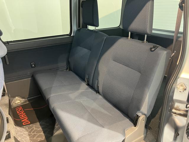 ハイゼットカーゴクルーズターボ純正ナビ　バックモニター　フルセグＴＶ　ＣＤ　ＤＶＤ　ＵＳＢ　Ｂｌｕｅｔｏｏｔｈ　マニュアルエアコン　パワステ　パワーウィンドウ　電動格納ドアミラー（愛媛県）の中古車