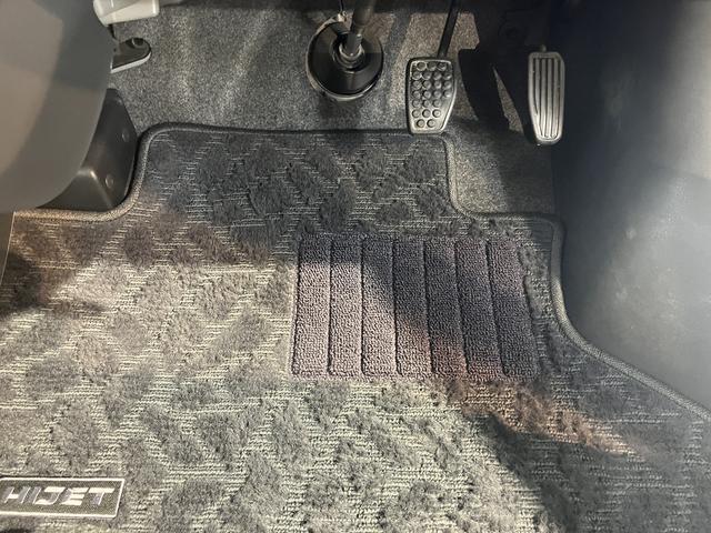 ハイゼットカーゴクルーズターボ純正ナビ　バックモニター　フルセグＴＶ　ＣＤ　ＤＶＤ　ＵＳＢ　Ｂｌｕｅｔｏｏｔｈ　マニュアルエアコン　パワステ　パワーウィンドウ　電動格納ドアミラー（愛媛県）の中古車