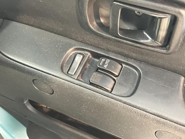 ハイゼットカーゴクルーズＳＡIIIＳＡＩＩＩ　２ＷＤ　ＡＴ車　ＣＤ　アイドリングストップ　マニュアルエアコン　パワステ　前席パワーウィンドウ　ＡＢＳ　キーレスエントリー　電動格納ドアミラー　ドライブレコーダー（愛媛県）の中古車