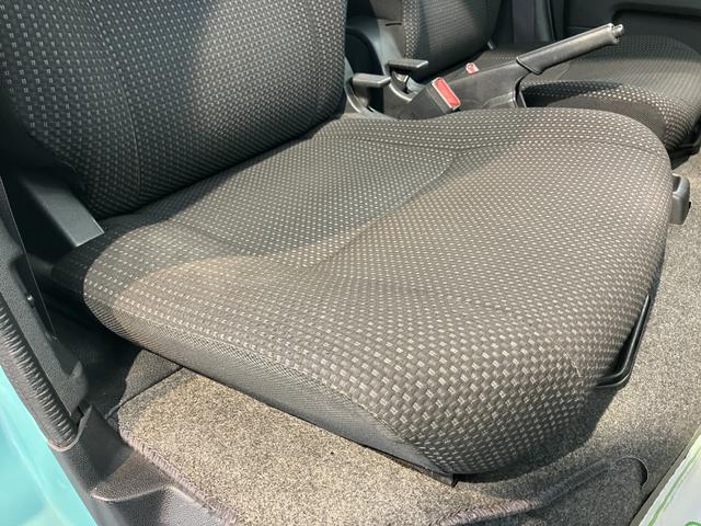 ハイゼットカーゴクルーズＳＡIIIＳＡＩＩＩ　２ＷＤ　ＡＴ車　ＣＤ　アイドリングストップ　マニュアルエアコン　パワステ　前席パワーウィンドウ　ＡＢＳ　キーレスエントリー　電動格納ドアミラー　ドライブレコーダー（愛媛県）の中古車