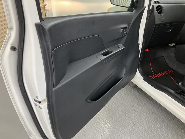 ミラＴＸ２ＷＤ　５ＭＴ　エアコン　パワステ　パワーウィンドウ（フロントのみ）　ＡＢＳ　エアバッグ　キーレスエントリー　ＣＤ（愛媛県）の中古車