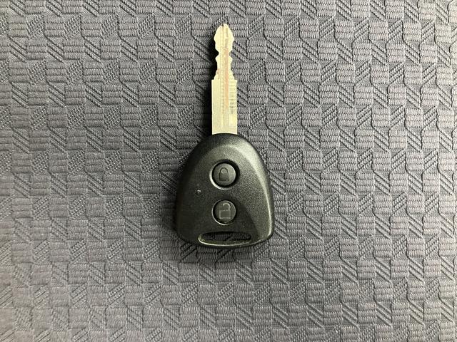 ミラＴＸ２ＷＤ　５ＭＴ　エアコン　パワステ　パワーウィンドウ（フロントのみ）　ＡＢＳ　エアバッグ　キーレスエントリー　ＣＤ（愛媛県）の中古車