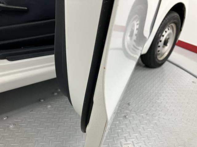 ミラＴＸ２ＷＤ　５ＭＴ　エアコン　パワステ　パワーウィンドウ（フロントのみ）　ＡＢＳ　エアバッグ　キーレスエントリー　ＣＤ（愛媛県）の中古車