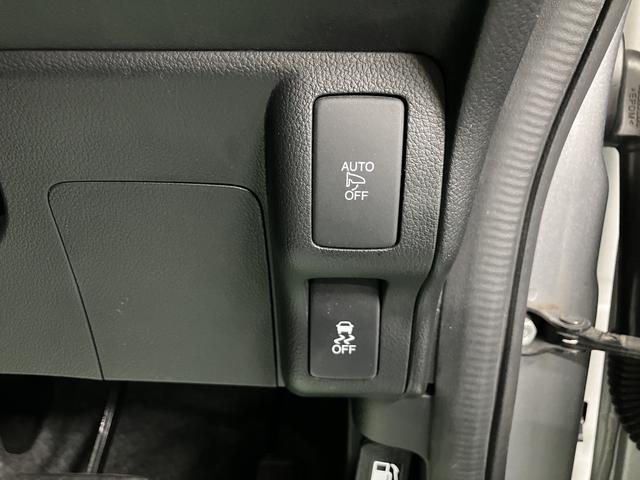 Ｎ−ＢＯＸＧ　ＳＳパッケージ両側電動スライドドア　メモリーナビ　フルセグＴＶ　ＥＴＣ車載器　オートライト　ディスチャージヘッドライト　フォグランプ　プッシュスタート　前席シートヒーター　オートエアコン　電動格納ドアミラー（愛媛県）の中古車