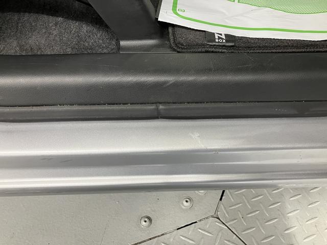 Ｎ−ＢＯＸＧ　ＳＳパッケージ両側電動スライドドア　メモリーナビ　フルセグＴＶ　ＥＴＣ車載器　オートライト　ディスチャージヘッドライト　フォグランプ　プッシュスタート　前席シートヒーター　オートエアコン　電動格納ドアミラー（愛媛県）の中古車