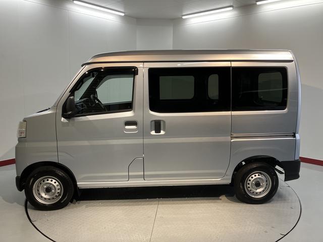 ハイゼットカーゴＤＸ２ＷＤ　コーナーセンサー　アイドリングストップ車　オートライト　オートマチックハイビーム　ハロゲンヘッドライト　ＡＭ　ＦＭ　マニュアルエアコン　運転席・助手席エアバッグ（愛媛県）の中古車