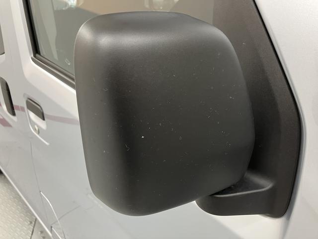 ハイゼットカーゴＤＸ２ＷＤ　コーナーセンサー　アイドリングストップ車　オートライト　オートマチックハイビーム　ハロゲンヘッドライト　ＡＭ　ＦＭ　マニュアルエアコン　運転席・助手席エアバッグ（愛媛県）の中古車