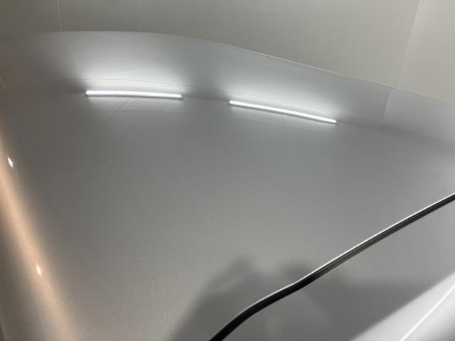 ハイゼットカーゴＤＸ２ＷＤ　コーナーセンサー　アイドリングストップ車　オートライト　オートマチックハイビーム　ハロゲンヘッドライト　ＡＭ　ＦＭ　マニュアルエアコン　運転席・助手席エアバッグ（愛媛県）の中古車