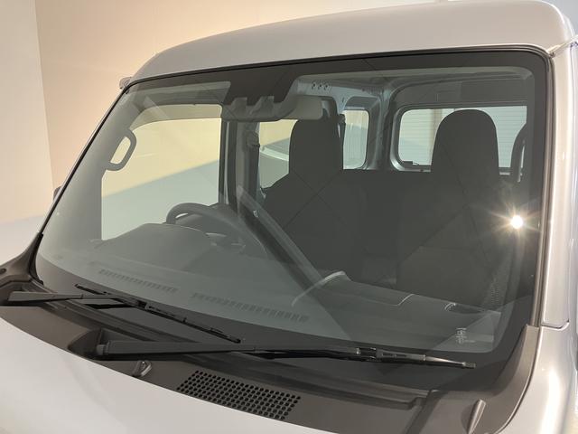 ハイゼットカーゴＤＸ２ＷＤ　コーナーセンサー　アイドリングストップ車　オートライト　オートマチックハイビーム　ハロゲンヘッドライト　ＡＭ　ＦＭ　マニュアルエアコン　運転席・助手席エアバッグ（愛媛県）の中古車