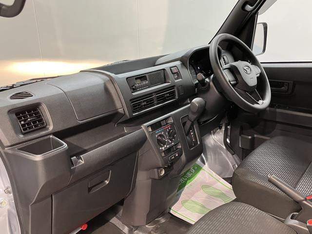 ハイゼットカーゴＤＸ２ＷＤ　コーナーセンサー　アイドリングストップ車　オートライト　オートマチックハイビーム　ハロゲンヘッドライト　ＡＭ　ＦＭ　マニュアルエアコン　運転席・助手席エアバッグ（愛媛県）の中古車