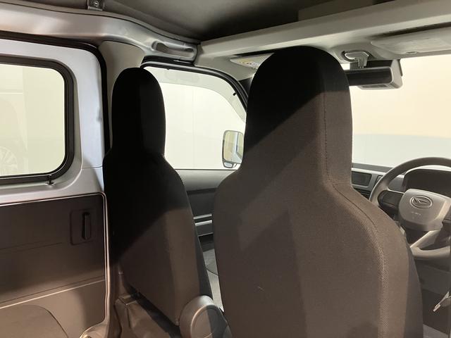 ハイゼットカーゴＤＸ２ＷＤ　コーナーセンサー　アイドリングストップ車　オートライト　オートマチックハイビーム　ハロゲンヘッドライト　ＡＭ　ＦＭ　マニュアルエアコン　運転席・助手席エアバッグ（愛媛県）の中古車