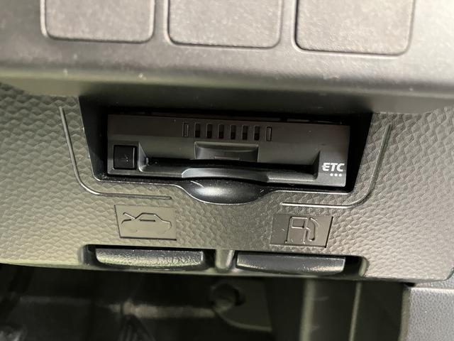 ルーミーカスタムＧ　Ｓプッシュスタート　両側電動スライドドア　アイドリングストップ車　オートライト　ＬＥＤヘッドライト　フロントフォグランプ　純正ナビ　ＣＤ　ＤＶＤ　フルセグＴＶ　ＳＤ　Ｂｌｕｅｔｏｏｔｈ　ＥＴＣ車載器（愛媛県）の中古車