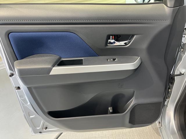 ルーミーカスタムＧ　Ｓプッシュスタート　両側電動スライドドア　アイドリングストップ車　オートライト　ＬＥＤヘッドライト　フロントフォグランプ　純正ナビ　ＣＤ　ＤＶＤ　フルセグＴＶ　ＳＤ　Ｂｌｕｅｔｏｏｔｈ　ＥＴＣ車載器（愛媛県）の中古車