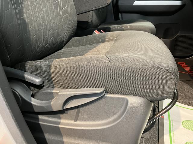 ルーミーカスタムＧ　Ｓプッシュスタート　両側電動スライドドア　アイドリングストップ車　オートライト　ＬＥＤヘッドライト　フロントフォグランプ　純正ナビ　ＣＤ　ＤＶＤ　フルセグＴＶ　ＳＤ　Ｂｌｕｅｔｏｏｔｈ　ＥＴＣ車載器（愛媛県）の中古車