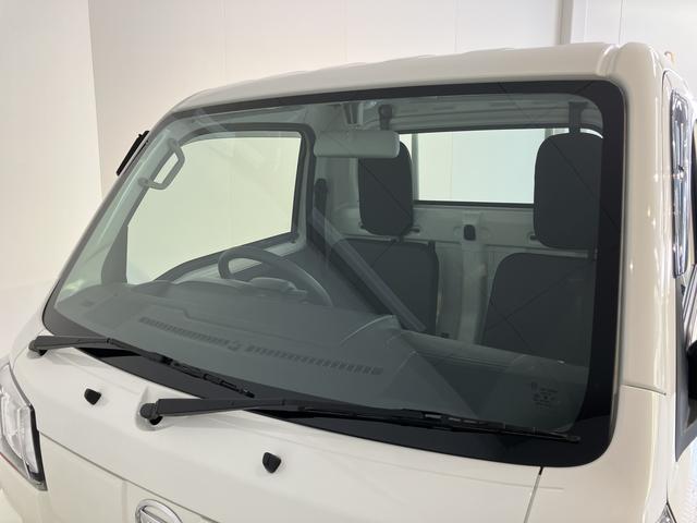 ハイゼットトラックスタンダード2WD マニュアル車 ハロゲンヘッドライト コーナーセンサー アイドリングストップ車 オートライト オートマチックハイビーム マニュアルエアコン 運転席・助手席エアバッグ AM FM(愛媛県)の中古車