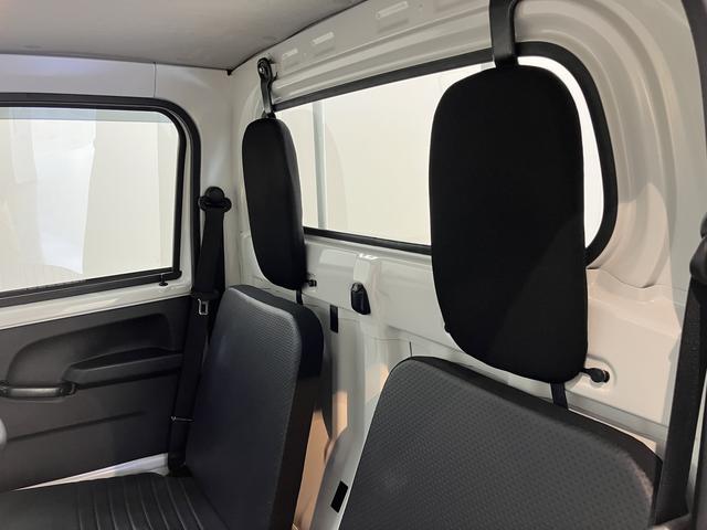 ハイゼットトラックスタンダード2WD マニュアル車 ハロゲンヘッドライト コーナーセンサー アイドリングストップ車 オートライト オートマチックハイビーム マニュアルエアコン 運転席・助手席エアバッグ AM FM(愛媛県)の中古車