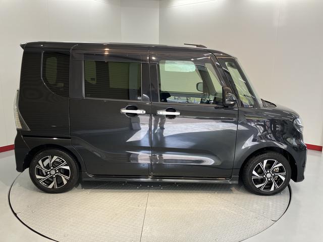 タントカスタムＸプッシュスタート　両側電動スライドドア　コーナーセンサー　アイドリングストップ車　オートライトオートマチックハイビーム　ＬＥＤヘッドライト　フロントフォグランプ　純正ナビ　ＣＤ　ＤＶＤ　フルセグＴＶ（愛媛県）の中古車