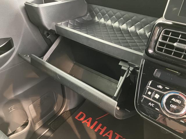 タントカスタムＸプッシュスタート　両側電動スライドドア　コーナーセンサー　アイドリングストップ車　オートライトオートマチックハイビーム　ＬＥＤヘッドライト　フロントフォグランプ　純正ナビ　ＣＤ　ＤＶＤ　フルセグＴＶ（愛媛県）の中古車