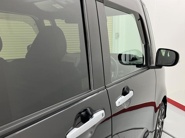 タントカスタムＸプッシュスタート　両側電動スライドドア　コーナーセンサー　アイドリングストップ車　オートライトオートマチックハイビーム　ＬＥＤヘッドライト　フロントフォグランプ　純正ナビ　ＣＤ　ＤＶＤ　フルセグＴＶ（愛媛県）の中古車