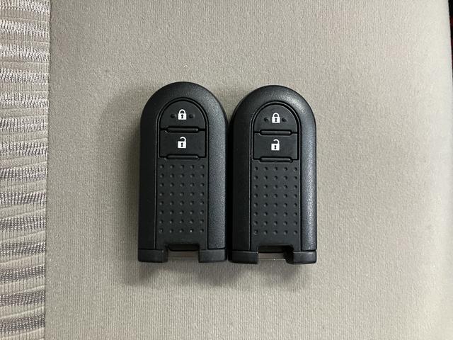 ムーヴＸメモリーナビ　フルセグＴＶ　ＥＴＣ車載器　オートエアコン　オートライト　スマートキー　プッシュスタート　電動格納ドアミラー　ベンチシート　ＡＢＳ　横滑り防止機能（愛媛県）の中古車