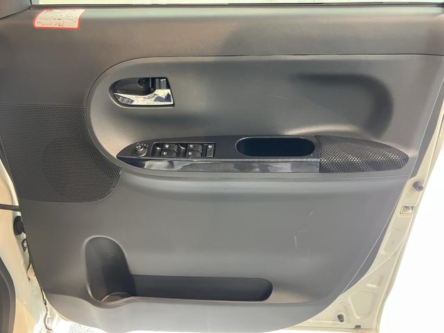 タントカスタムＲＳ　トップエディションＶＳ　ＳＡIII純正ナビ　パノラマモニター　フルセグＴＶ　ＣＤ　ＤＶＤ　ＵＳＢ　Ｂｌｕｅｔｏｏｔｈ　ＥＴＣ　両側電動スライドドア　前席シートヒーター　オートライト　ＬＥＤヘッドライト　アイドリングストップ　キーフリー（愛媛県）の中古車