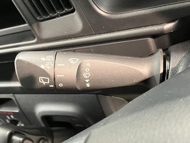 ハイゼットカーゴデラックスＳＡIII２ＷＤ　ＡＴ車　ラジオ　ドライブレコーダー　ＬＥＤヘッドライト　マニュアルエアコン　パワステ　前席パワーウィンドウ　ＡＢＳ　キーレスエントリー（愛媛県）の中古車