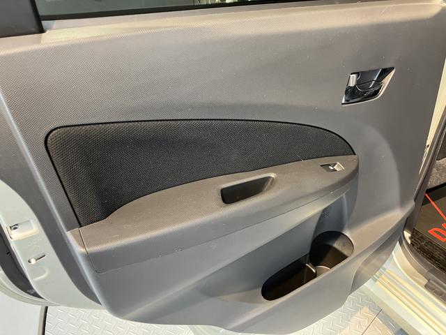 ムーヴカスタム　Ｘリミテッド純正ナビ　バックモニター　ワンセグＴＶ　ＣＤ　ＵＳＢ　オートライト　ＬＥＤヘッドライト　プッシュスタート　アイドリングストップ　電動格納ドアミラー　キーフリーシステム　純正アルミホイール（愛媛県）の中古車