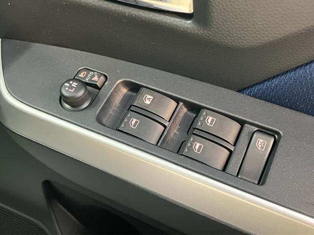 トールカスタムＧ　ＳＡII純正ナビ　バックモニター　フルセグＴＶ　ＣＤ　ＤＶＤ　ＵＳＢ　Ｂｌｕｅｔｏｏｔｈ　ＥＴＣ　両側電動スライドドア　オートクルーズコントロール　オートライト　ＬＥＤヘッドライト　電動格納ドアミラー（愛媛県）の中古車