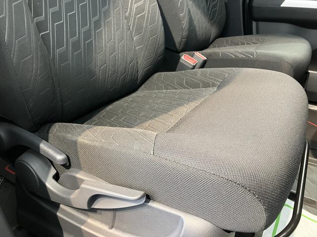 トールカスタムＧ　ＳＡII純正ナビ　バックモニター　フルセグＴＶ　ＣＤ　ＤＶＤ　ＵＳＢ　Ｂｌｕｅｔｏｏｔｈ　ＥＴＣ　両側電動スライドドア　オートクルーズコントロール　オートライト　ＬＥＤヘッドライト　電動格納ドアミラー（愛媛県）の中古車