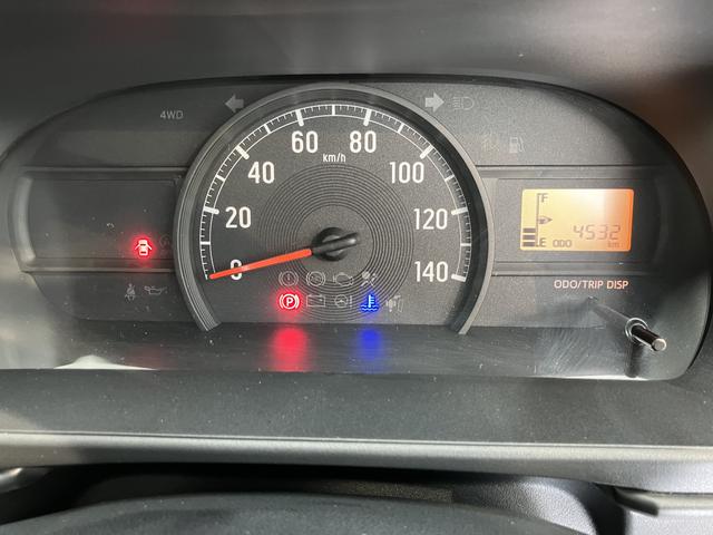 ハイゼットカーゴスペシャル４ＷＤ　ＭＴ車　エアコン　パワステ　ＡＢＳ　純正ＣＤ　両側スライドドア　運転席助手席エアバッグ　標準ルーフ車（愛媛県）の中古車