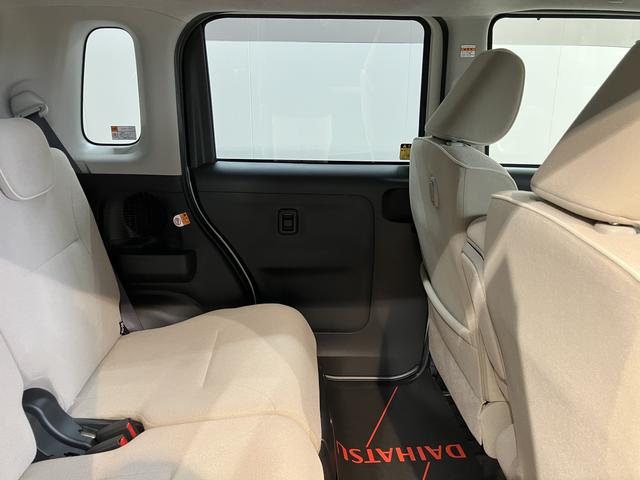 ムーヴキャンバスＧメイクアップリミテッド　ＳＡIII２ＷＤ　ベンチシート　オートライト　オートハイビーム　ＬＥＤヘッドライト　フロントフォグランプ　両側電動スライドドア　アイドリングストップ車　　プッシュスタート　純正メモリーナビ　ＣＤ　ＤＶＤ　ＵＳＢ（愛媛県）の中古車