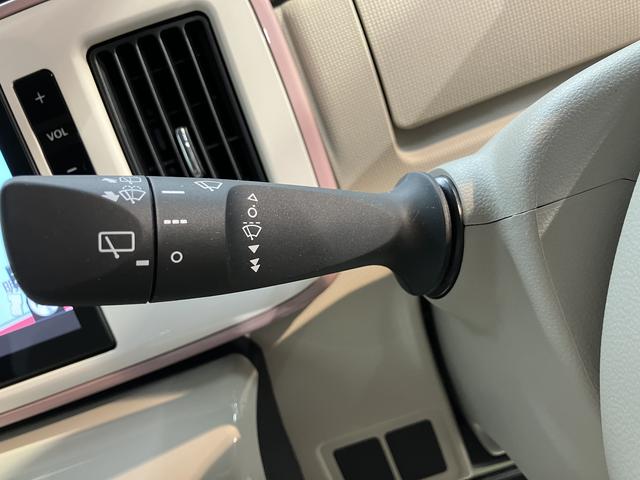 ムーヴキャンバスＧメイクアップリミテッド　ＳＡIII２ＷＤ　ベンチシート　オートライト　オートハイビーム　ＬＥＤヘッドライト　フロントフォグランプ　両側電動スライドドア　アイドリングストップ車　　プッシュスタート　純正メモリーナビ　ＣＤ　ＤＶＤ　ＵＳＢ（愛媛県）の中古車