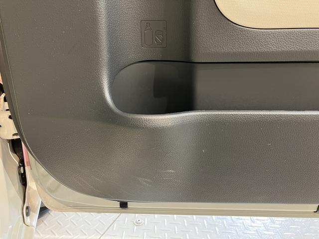 ムーヴキャンバスＧメイクアップリミテッド　ＳＡIII２ＷＤ　ベンチシート　オートライト　オートハイビーム　ＬＥＤヘッドライト　フロントフォグランプ　両側電動スライドドア　アイドリングストップ車　　プッシュスタート　純正メモリーナビ　ＣＤ　ＤＶＤ　ＵＳＢ（愛媛県）の中古車