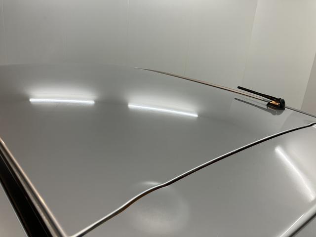 eKカスタムTセーフティパッケージベンチシート アイドリングストップ車 運転席シートヒーター オートライト ディスチャージヘッドライト フロントフォグランプ オートハイビーム 社外メモリーナビ CD DVD USB Bluetooth(愛媛県)の中古車