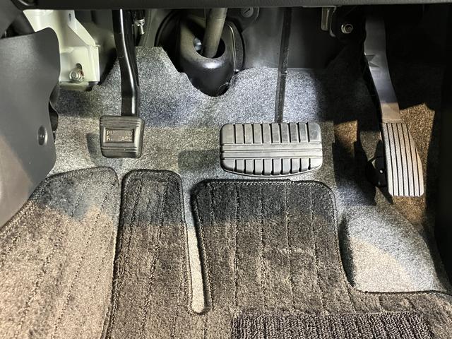 eKカスタムTセーフティパッケージベンチシート アイドリングストップ車 運転席シートヒーター オートライト ディスチャージヘッドライト フロントフォグランプ オートハイビーム 社外メモリーナビ CD DVD USB Bluetooth(愛媛県)の中古車