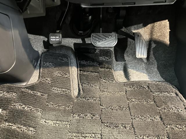 スペーシアカスタムＴＳ２ＷＤ　ベンチシート　オートライト　ディスチャージヘッドライト　フロントフォグランプ　アイドリングストップ車　両側電動スライドドア　社外メモリーナビ　ＣＤ　ＤＶＤ　ＵＳＢ　ワンセグＴＶ　ＥＴＣ車載器（愛媛県）の中古車