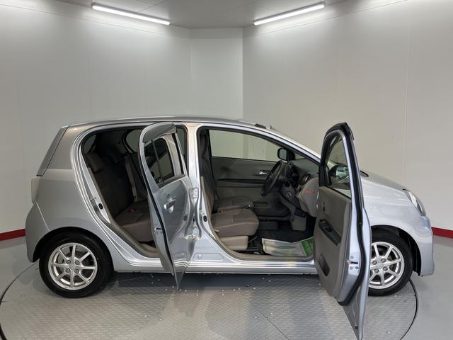 ミライースＸ　ＳＡ２ＷＤ　ＣＶＴ車　ＣＤ　ラジオ　社外ＥＴＣ　アイドリングストップ　マニュアルエアコン　パワステ　パワーウィンドウ　電動格納ドアミラー　キーレスエントリー（愛媛県）の中古車