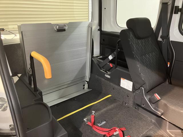 アトレースローパープッシュスタート　両側電動スライドドア　コーナーセンサー　アイドリングストップ車　オートライト　ＬＥＤヘッドライト　フロントフォグランプ　盗難防止装置　純正ＣＤチューナー　ＣＤ　ＵＳＢ　ＡＵＸ（愛媛県）の中古車