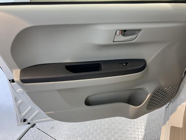 ブーンＸナビゲーション　バックカメラ　ワンセグＴＶ　ベンチシート　プッシュスタート　電動格納ドアミラー　アイドリングストップ（愛媛県）の中古車