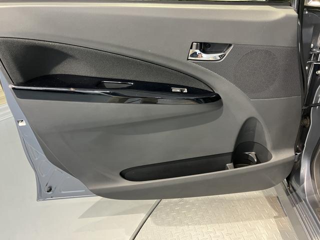 ムーヴカスタム　ＲＳ　ＳＡ社外ナビ　フルセグＴＶ　ＣＤ　ＤＶＤ　ＵＳＢ　Ｂｌｕｅｔｏｏｔｈ　プッシュスタート　アイドリングストップ　オートライト　ＬＥＤヘッドライト　ベンチシート　電動格納ドアミラー　キーフリーシステム（愛媛県）の中古車