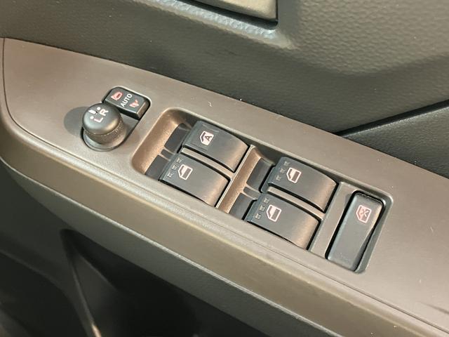 トールＧ純正ナビ　パノラマモニター　フルセグＴＶ　ＣＤ　ＤＶＤ　ＵＳＢ　Ｂｌｕｅｔｏｏｔｈ　ドラレコ　ＥＴＣ　前席シートヒーター　電動パーキング　両側電動スライドドア　オートライト　ＬＥＤヘッドライト（愛媛県）の中古車