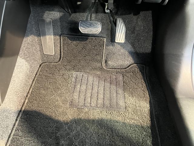 スイフトＸＧリミテッドメモリーナビ　フルセグＴＶ　ＥＴＣ車載器　バックカメラ　前後ドライブレコーダー　プッシュスタート　オートエアコン　運転席シートヒーター　電動格納ドアミラー（愛媛県）の中古車